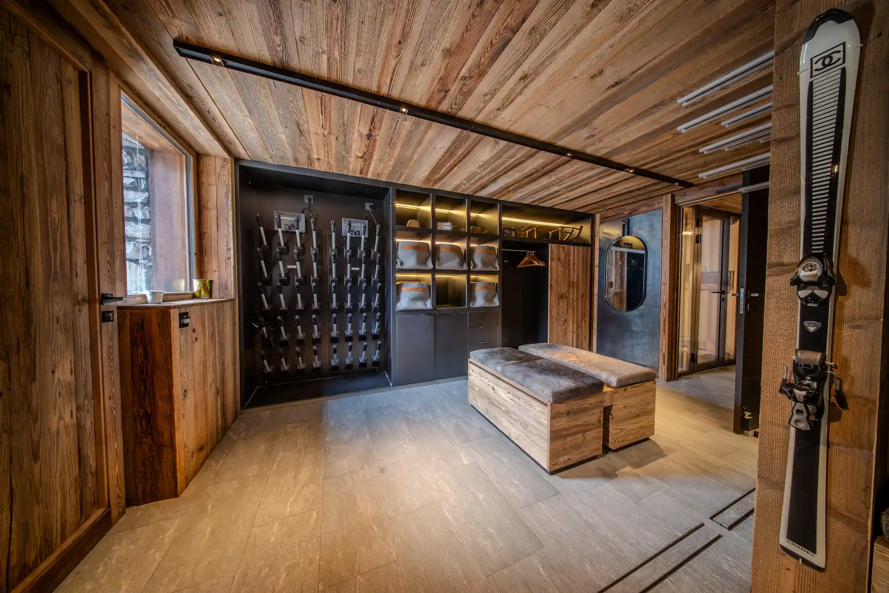 SKI ROOM-32 copie 2
